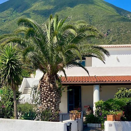 Casa Zagami Villa Malfa  Eksteriør billede
